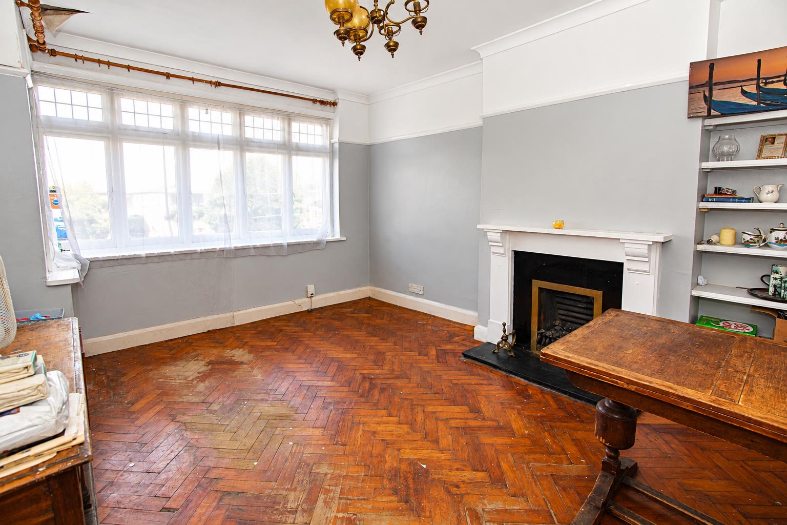 Westmead Road, Sutton